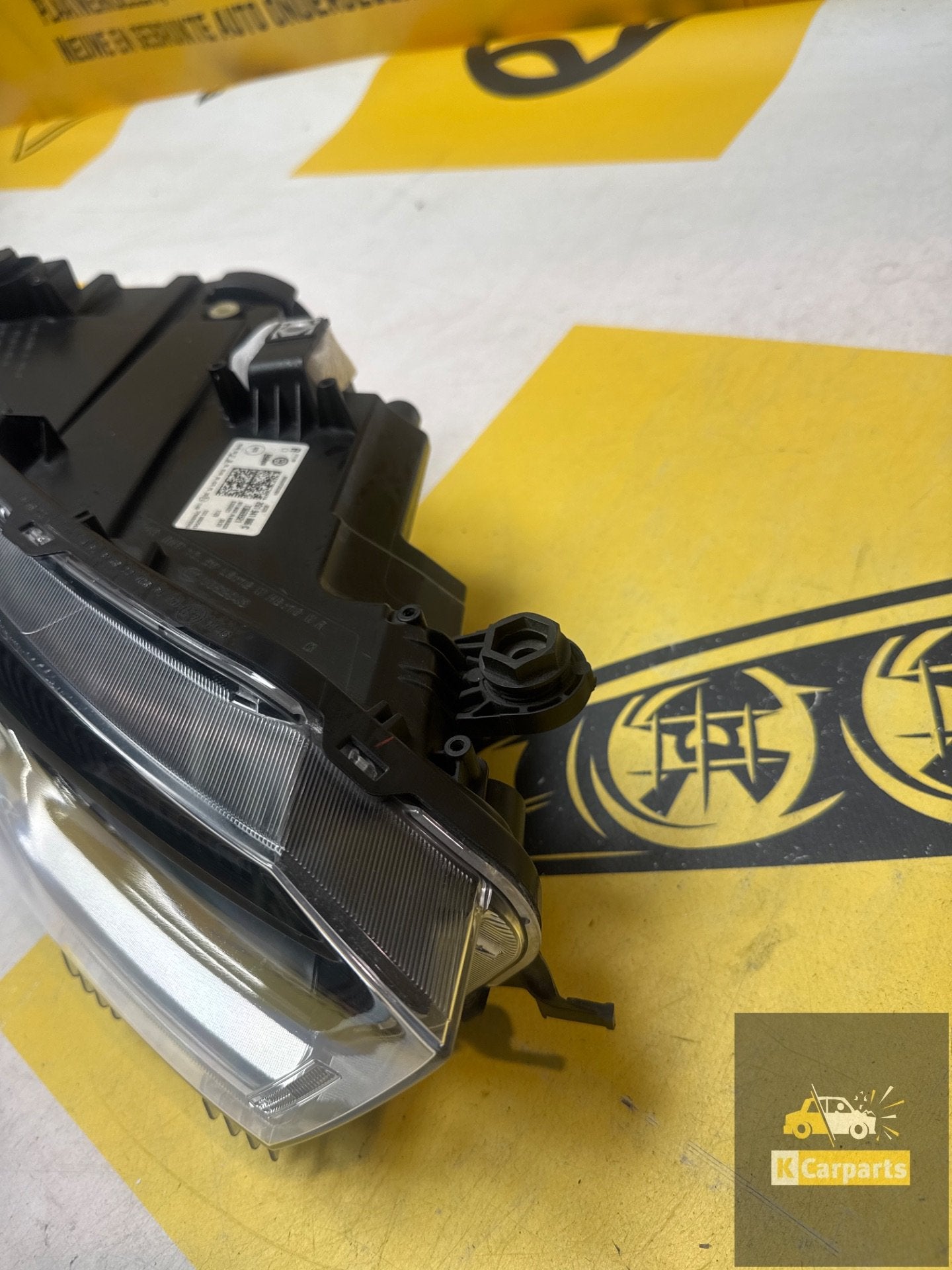 Koplamp Volkswagen Polo 2G Facelift Rechts Led 2G1941006C, Gebruikt, Volkswagen, Volkswagen AG, Berliner Ring 2
38440  Wolfsburg, DE
