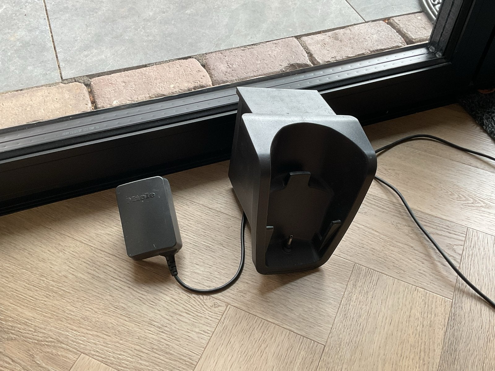 Miele Triflex Oplader met Wandhouder, Ophalen of Verzenden, Gebruikt