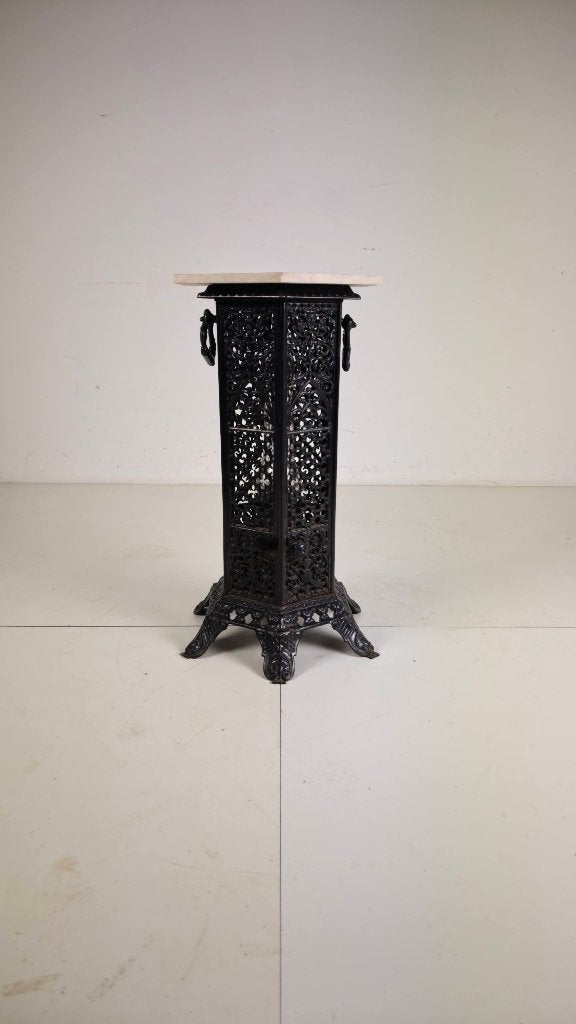 19e-eeuwse Oosterse gietijzeren sidetable met marmeren blad, Ophalen of Verzenden