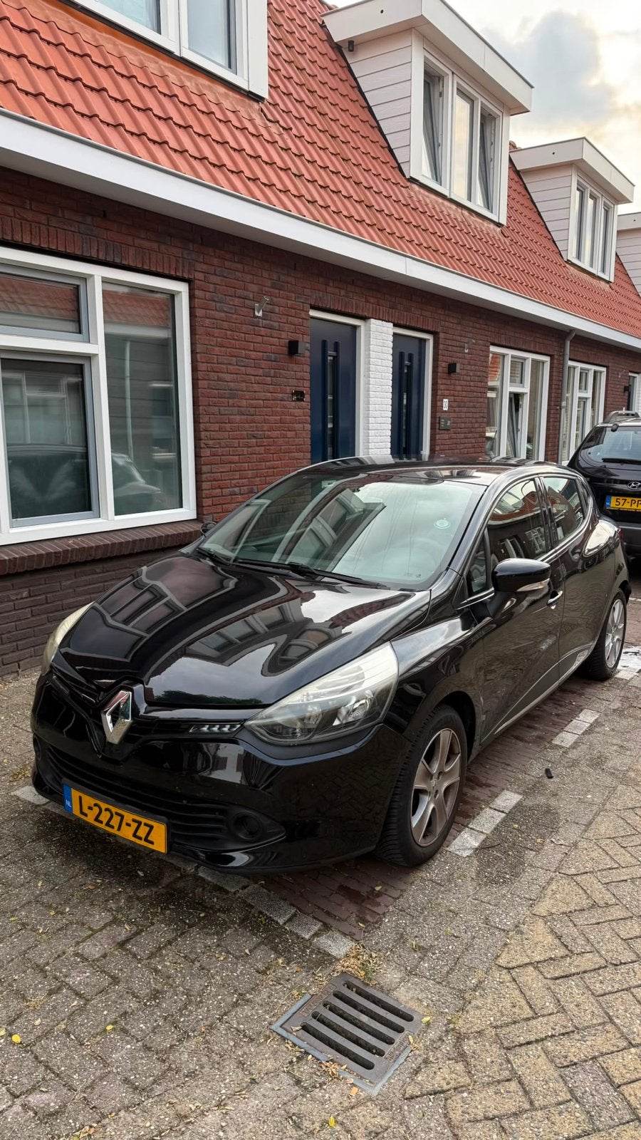 Renault Clio 1.2 54KW 5-DRS 2014 Zwart, Voorwielaandrijving, 1200 kg, Handgeschakeld, Particulier