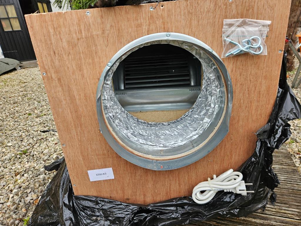 Afzuigbox - Krachtige Ventilatie voor Diverse Toepassingen, Gebruikt, Overige typen, Ophalen of Verzenden, 400 tot 600 m³ per uur