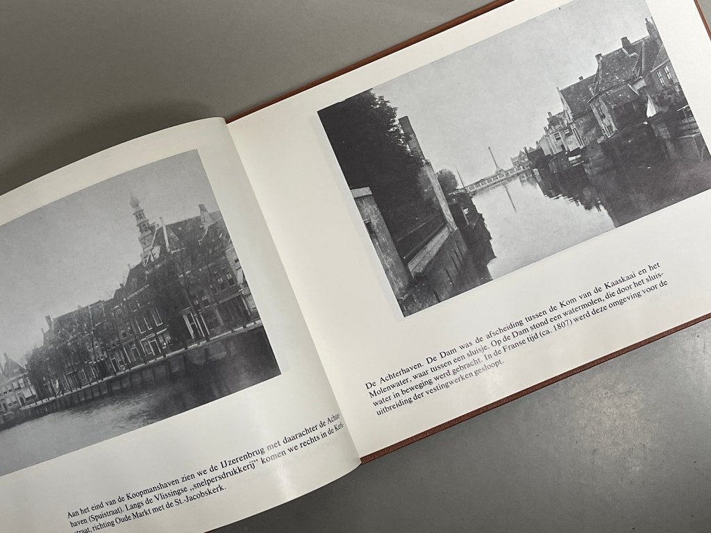 Vlissingen in oude ansichten 1979 (+ handtek. Burgemeester), Ophalen of Verzenden, 20e eeuw of later, Zo goed als nieuw