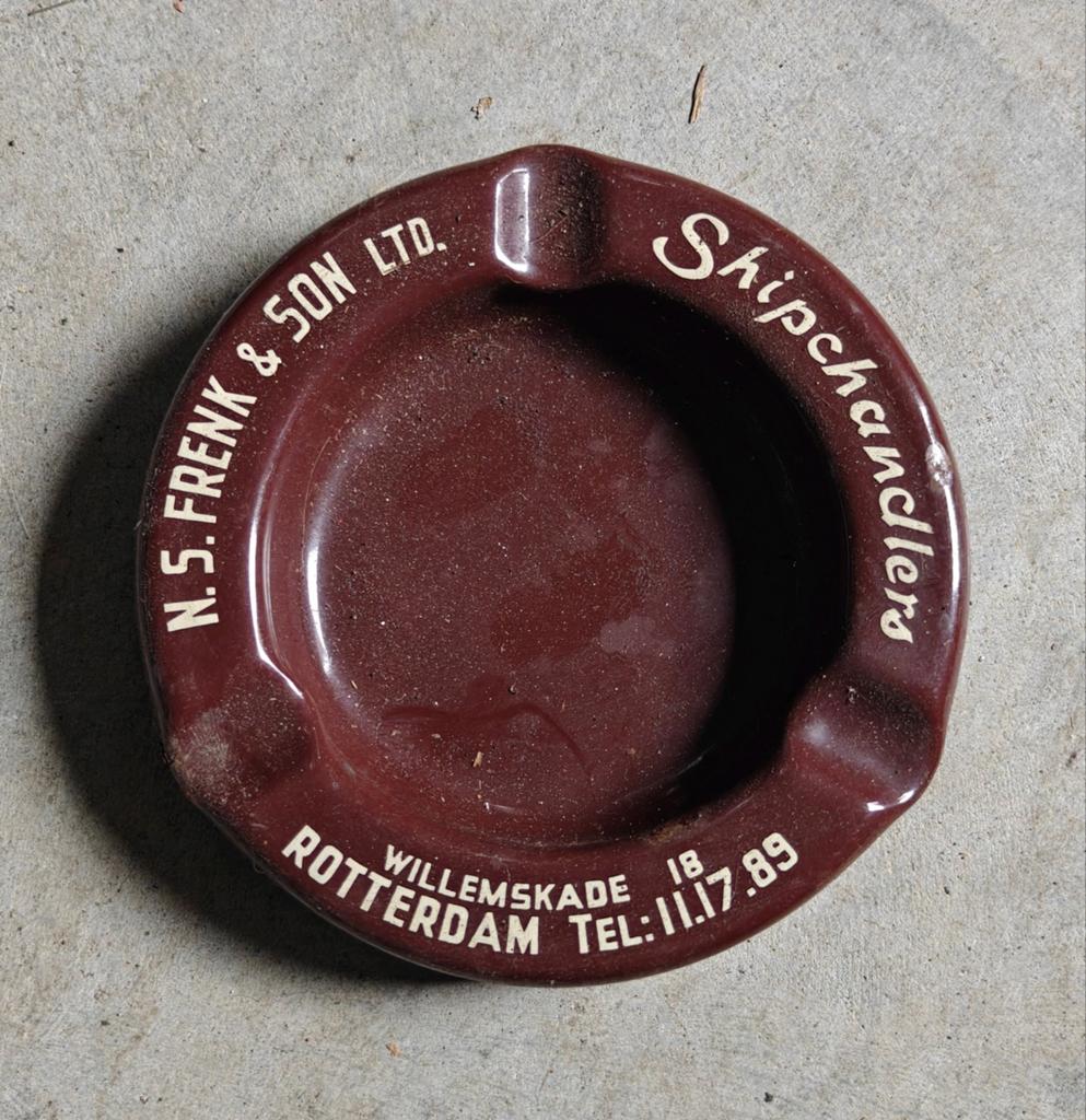 Mooie vintage asbak van N.S. Frenk & Son Ltd Rotterdam, Ophalen of Verzenden, Zo goed als nieuw