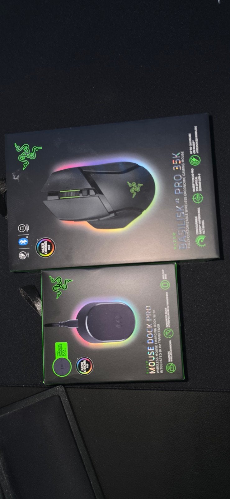 Razer Basilisk V3 Pro 35K & Mouse Dock Pro, Rechtshandig, Muis, Ophalen of Verzenden, Zo goed als nieuw