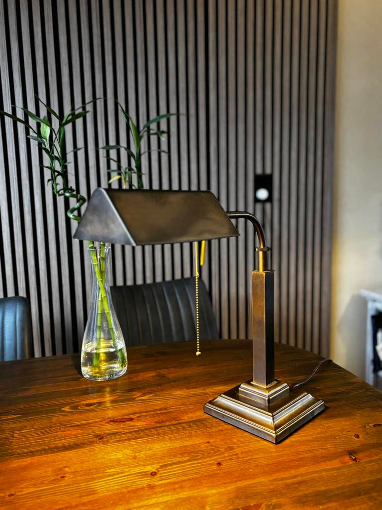 Antieke industriële bureaulamp – bankierslamp jaren ’30–’50, Ophalen of Verzenden, Zo goed als nieuw, Metaal, Minder dan 50 cm