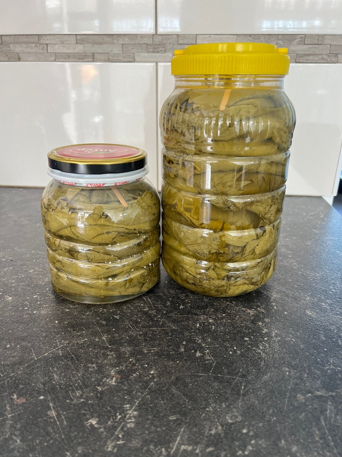Sarma bladeren, Diversen, Ophalen