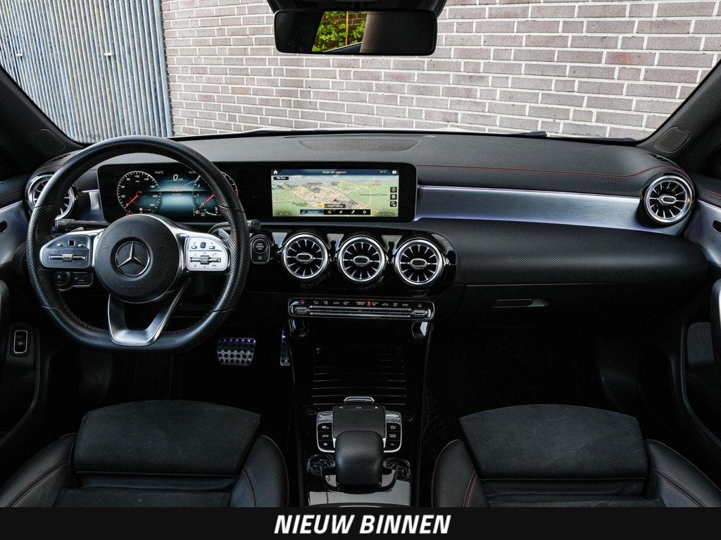 Mercedes-Benz CLA-klasse 200 Business Solution AMG | Sfeerve, CLA, Gebruikt, 4 cilinders, Automatische klimaatregeling