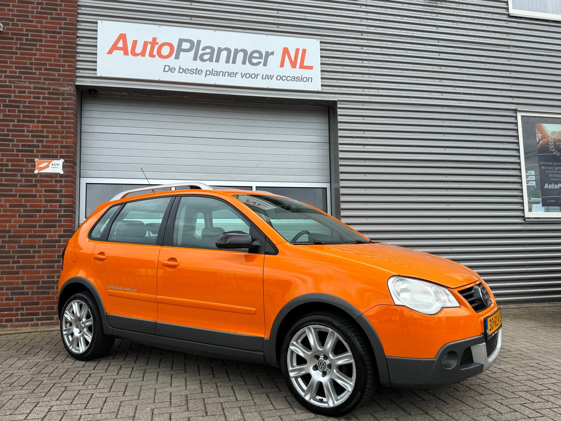 Volkswagen Polo 1.4-16V Cross! Airco! Automaat! Nieuwe APK!, Stof, 1100 kg, 600 kg, 75 pk