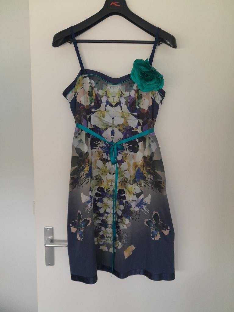 Steps jurk. Donkerblauw met print. Maat 42., Blauw, Maat 42/44 (L), Ophalen of Verzenden, Zo goed als nieuw