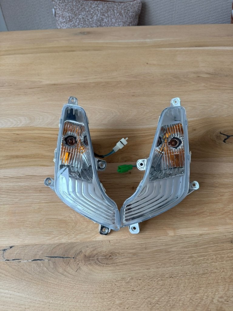 Sym Fiddle 2 knipperlichten - voor, Ophalen, Zo goed als nieuw, Overige typen, SYM