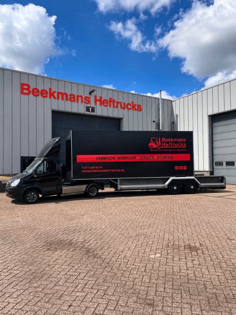 Iveco Daily + Veldhuizen BE-combinatie | Machine transport, Euro 5, Achterwielaandrijving, Iveco, Zwart