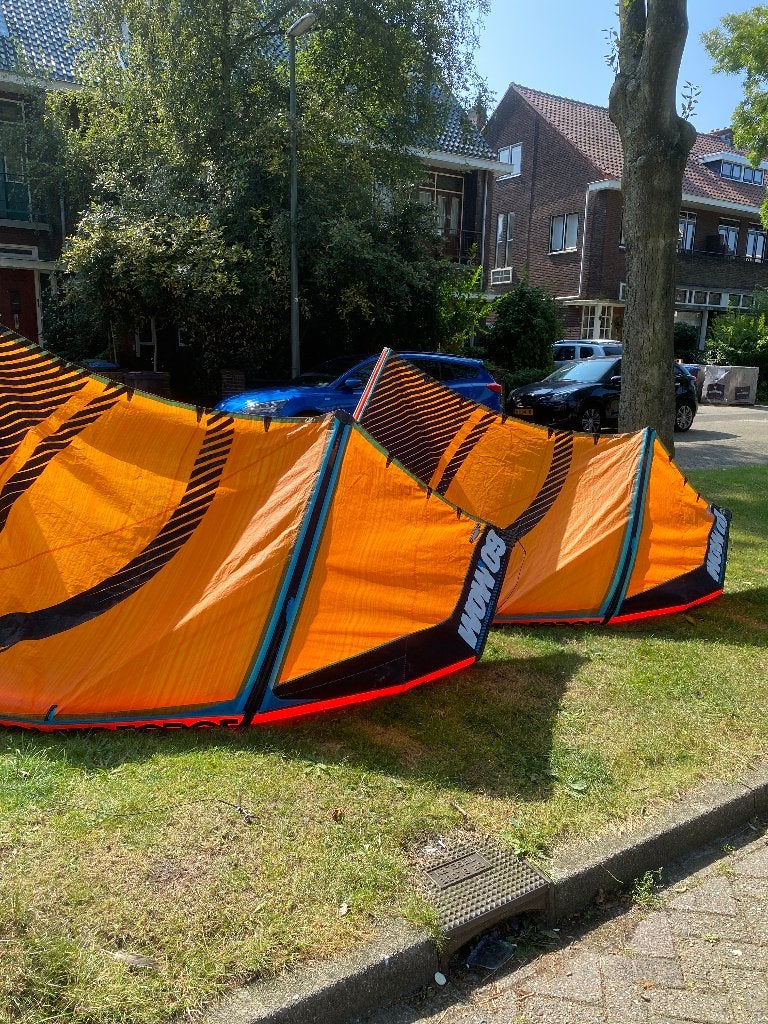 Liquid Force WOW 7m & 9m wave kites with bar, Ophalen, Kitesurf-set, 9 m², Geen board