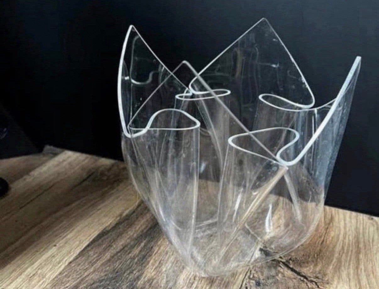 Prachtige vintage helder plexiglas vaas., Ophalen of Verzenden, Zo goed als nieuw, Kunststof