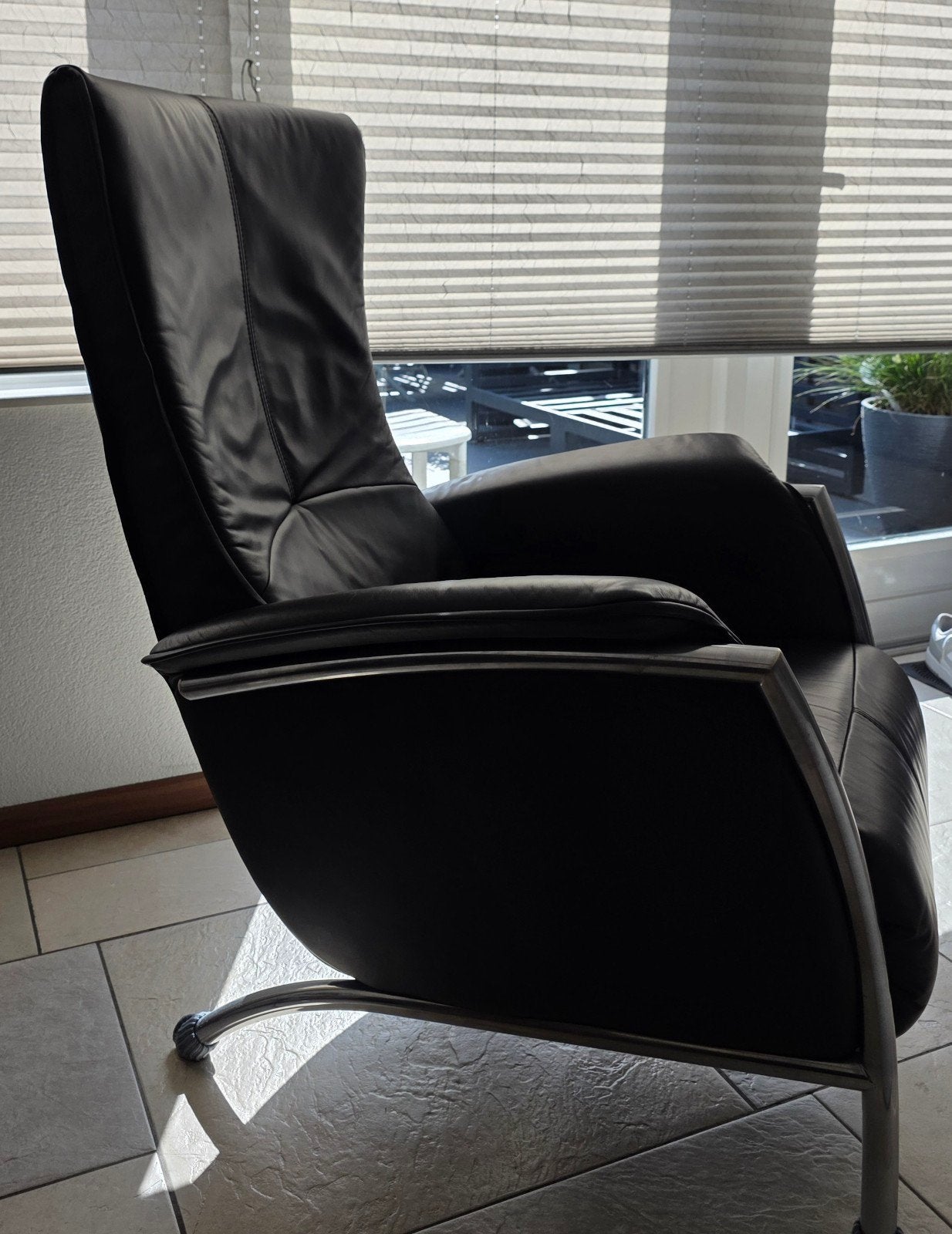 zwart leren relaxfauteuil, Huis en Inrichting, Ophalen, Modern, 50 tot 75 cm, Leer