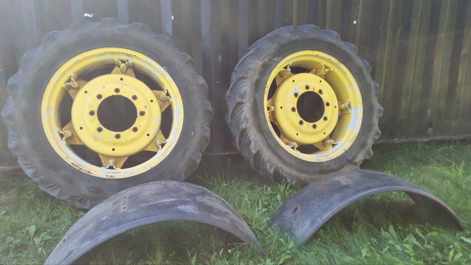 Wielen en spatborden voor John Deere 50 serie (2650), Zakelijke goederen, Ophalen of Verzenden