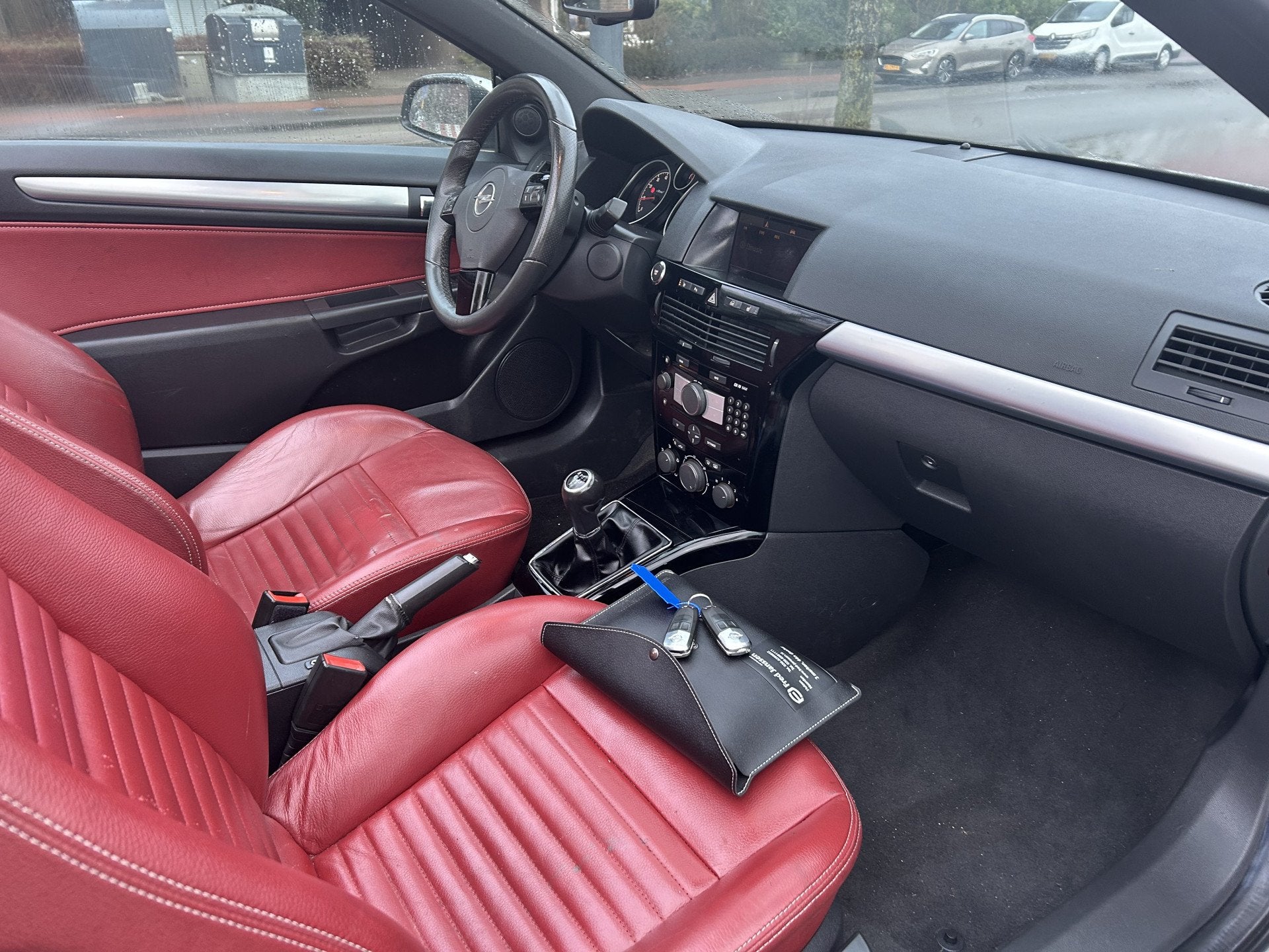 Opel Astra TwinTop 1.8 Temptation leer airco nwe apk keurige, Voorwielaandrijving, 4 cilinders, Cabriolet, 4 stoelen