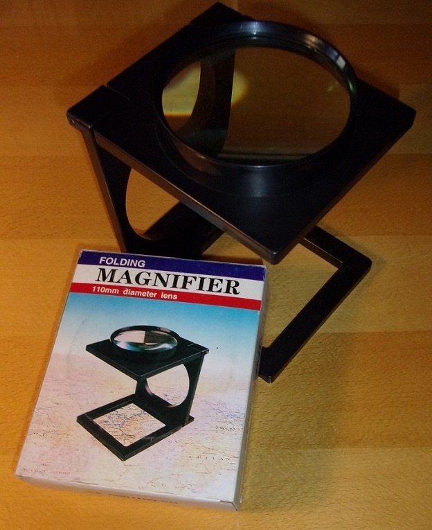 Groot vergrootglas, opvouwbaar, lens 110 mm., Ophalen of Verzenden, Nieuw, Vergrootglas of Loep