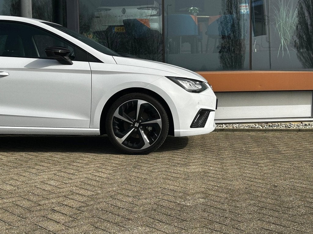 Seat Ibiza 1.0 Eco 115 PK TSI FR|DSG|Led|18 inch|Camera|Carp, Auto's, Stof, Gebruikt, Zwart, 115 pk