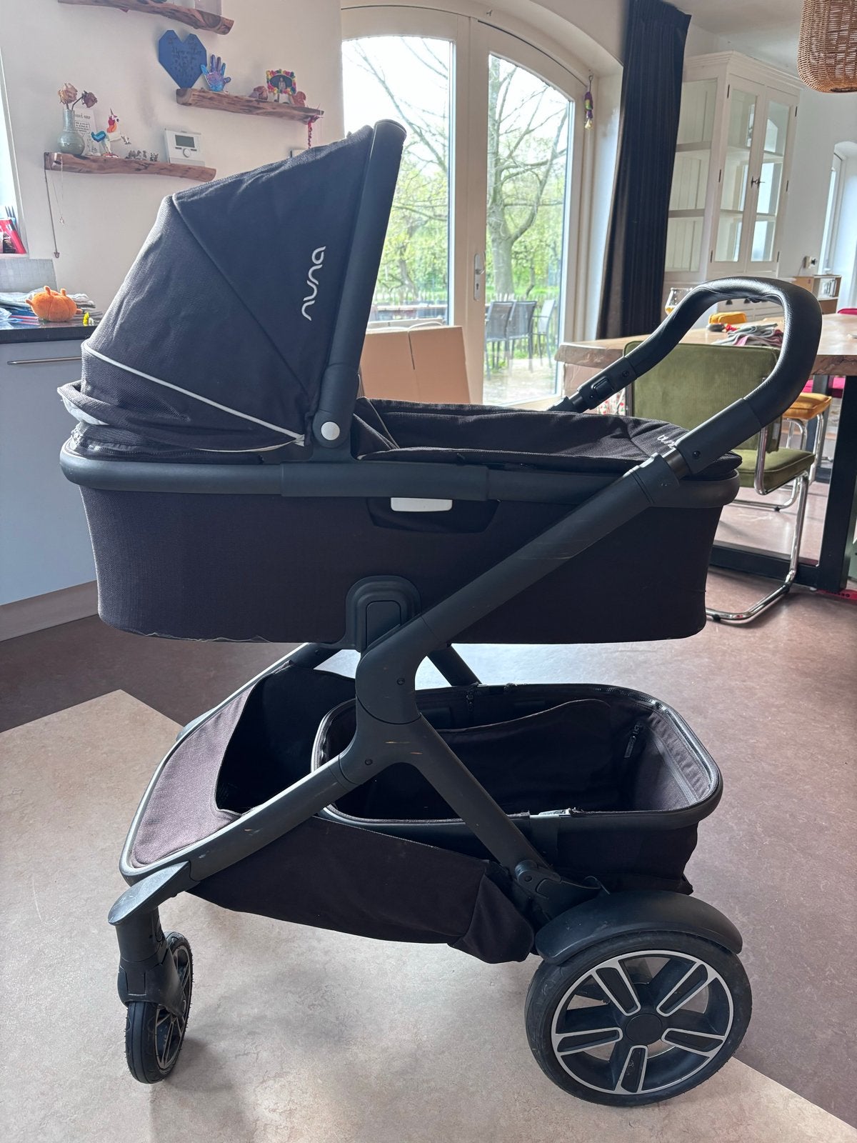 Nuna kinderwagen - Comfortabel en praktisch, Gebruikt, Met reiswieg, Ophalen, Kinderwagen