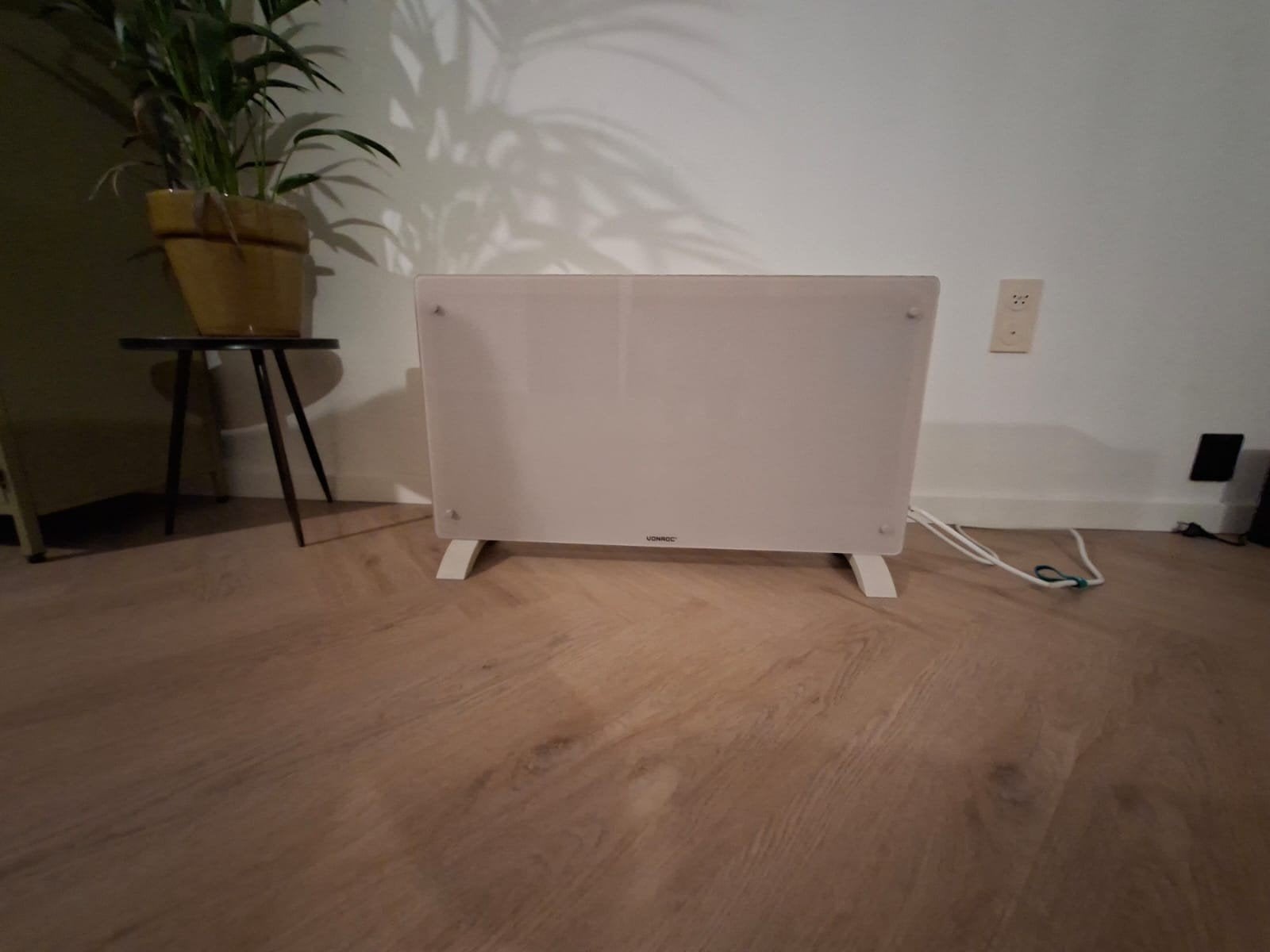 Glazen Paneel Convector Heater 2500W Beige, Ophalen, 30 tot 80 cm, Kachel, Zo goed als nieuw
