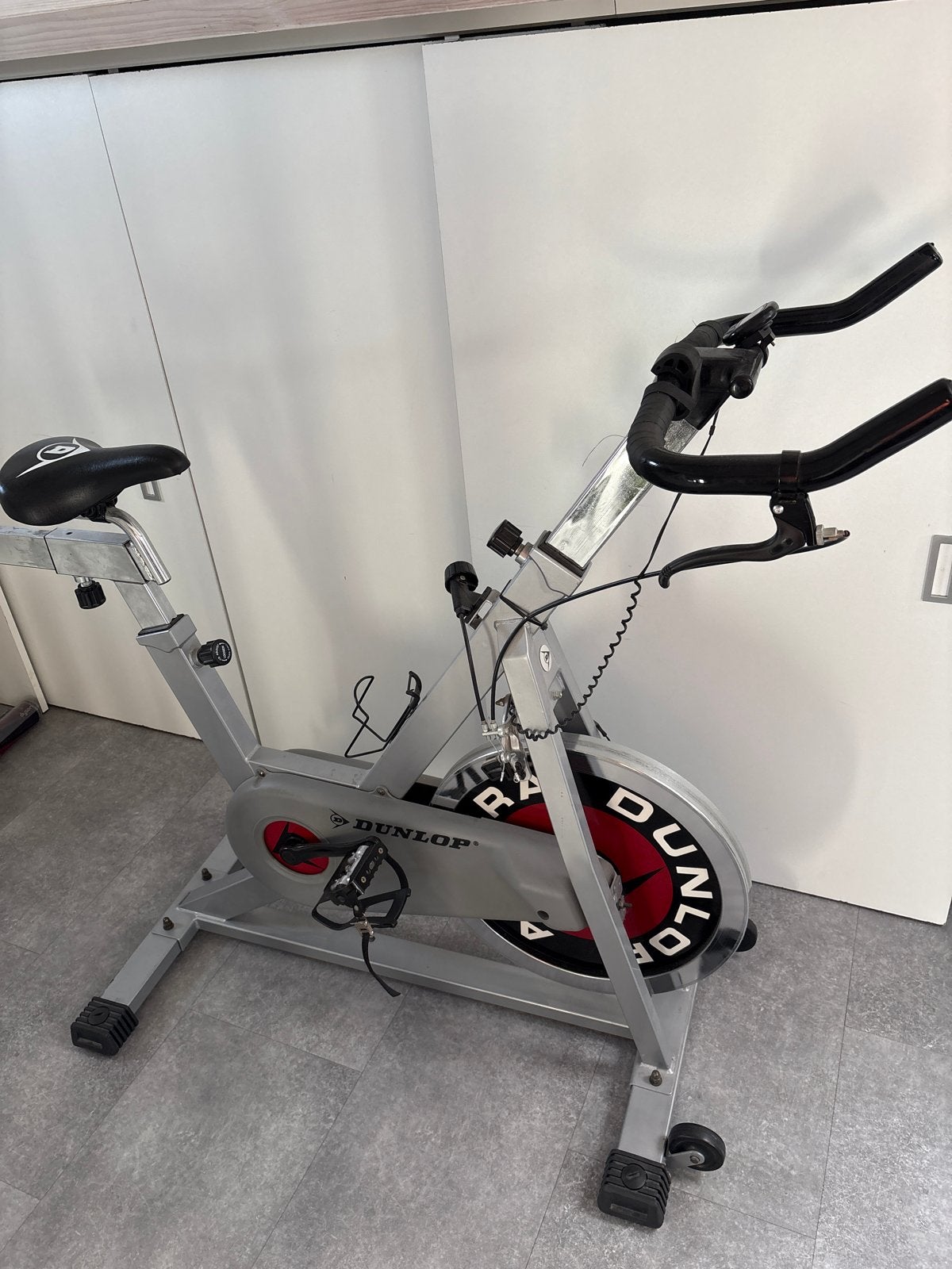 Dunlop Spinningfiets - Perfect voor thuisworkouts, Ophalen, Gebruikt, Spinningfiets, Metaal