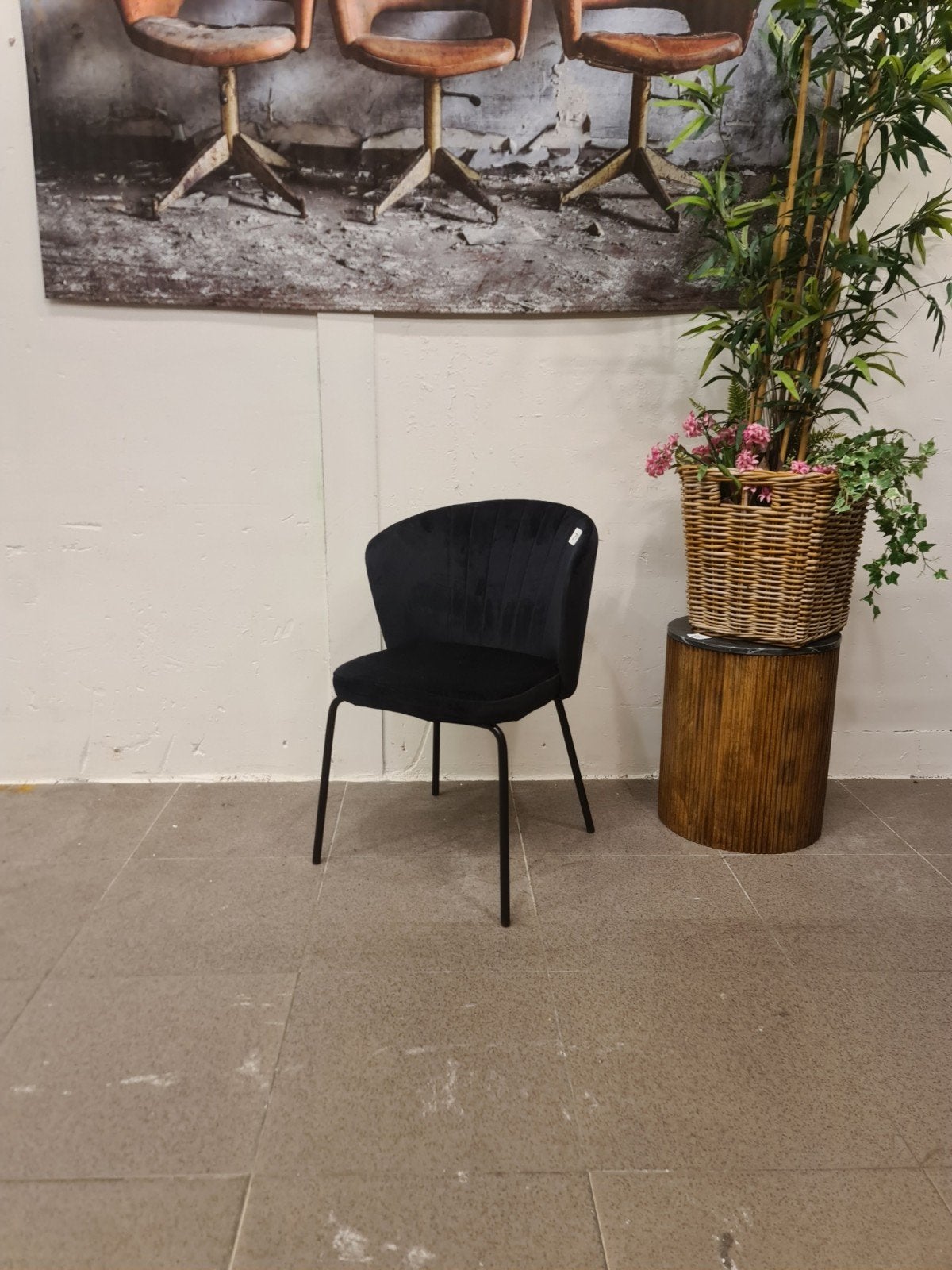 nieuwe eetkamerstoel adore velvet zwart kuip €75 per stuk, Huis en Inrichting, Stoelen, Ophalen, ., Zwart, Nieuw