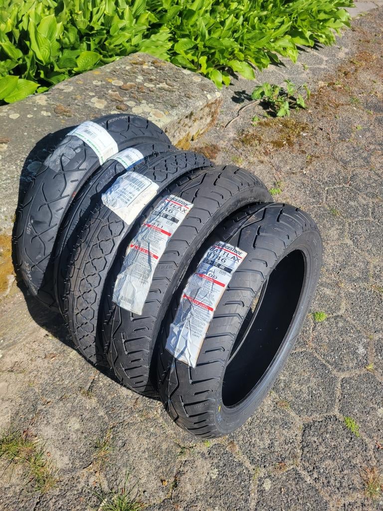 Motor/brommer banden nieuw/overjarig, Motoren, Ophalen