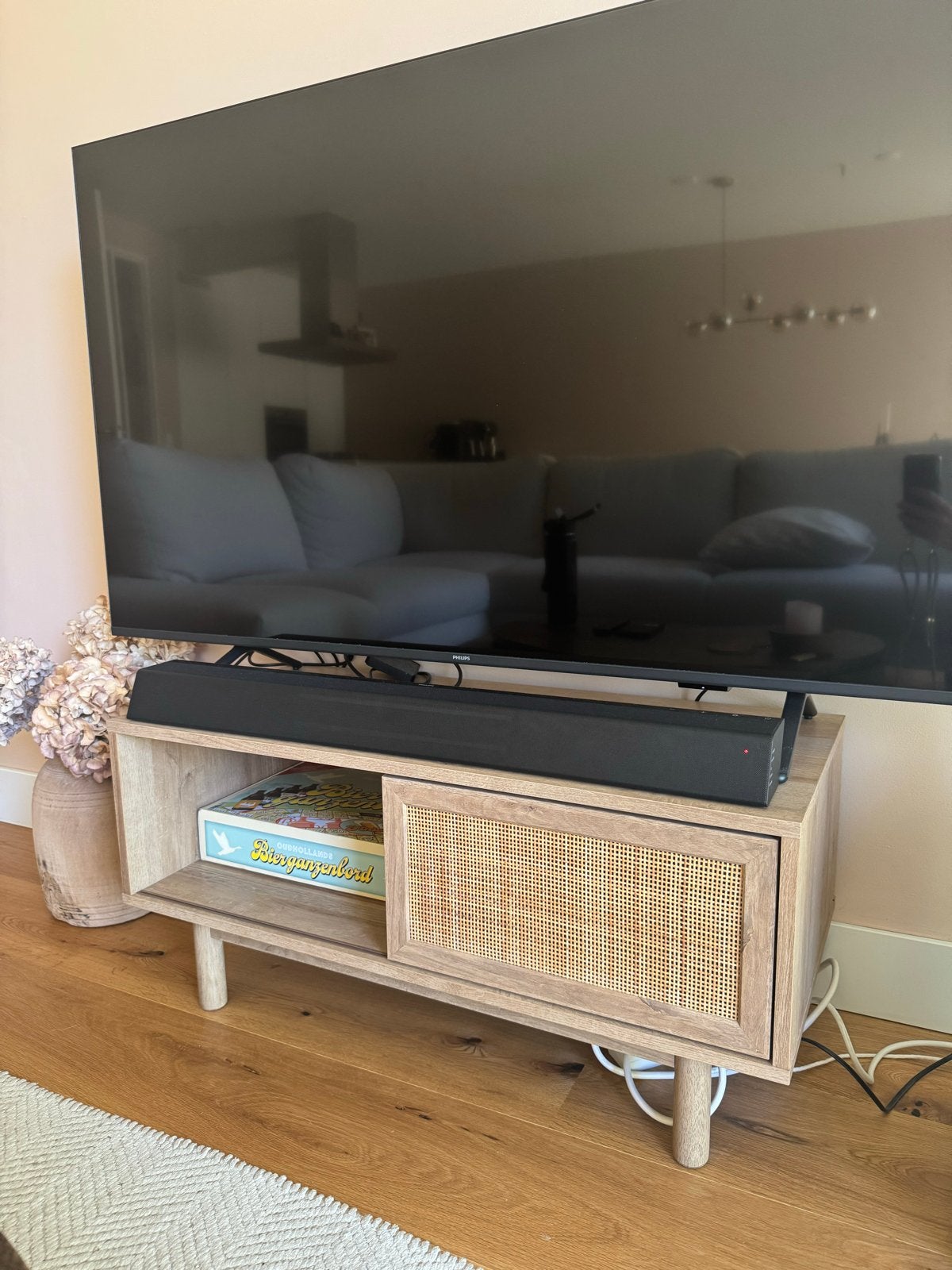 TV-meubel met rotan details, Ophalen, 50 tot 100 cm, Zo goed als nieuw, Minder dan 100 cm