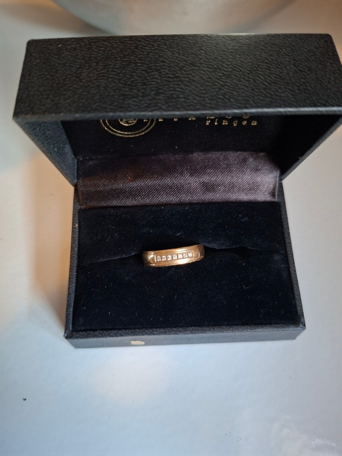 Gouden trouwring 14k met 7 diamantjes + certificaat, Gebruikt, Ophalen of Verzenden, Dame of Heer, Met edelsteen