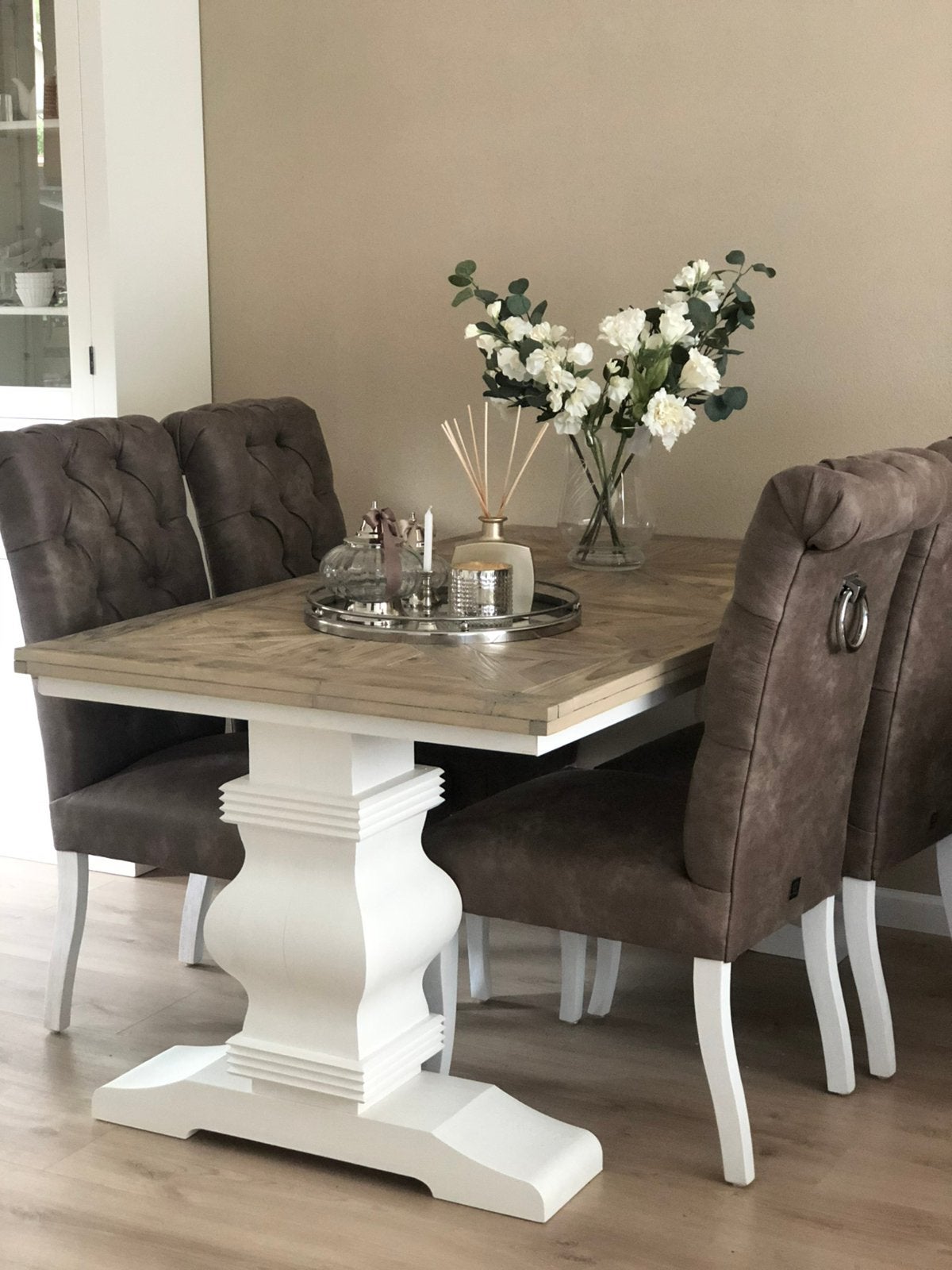 Kloostertafel eethoek compleet met dubbelman design stoelen, Ophalen, Gebruikt, Landelijk, 4 tot 6 stoelen