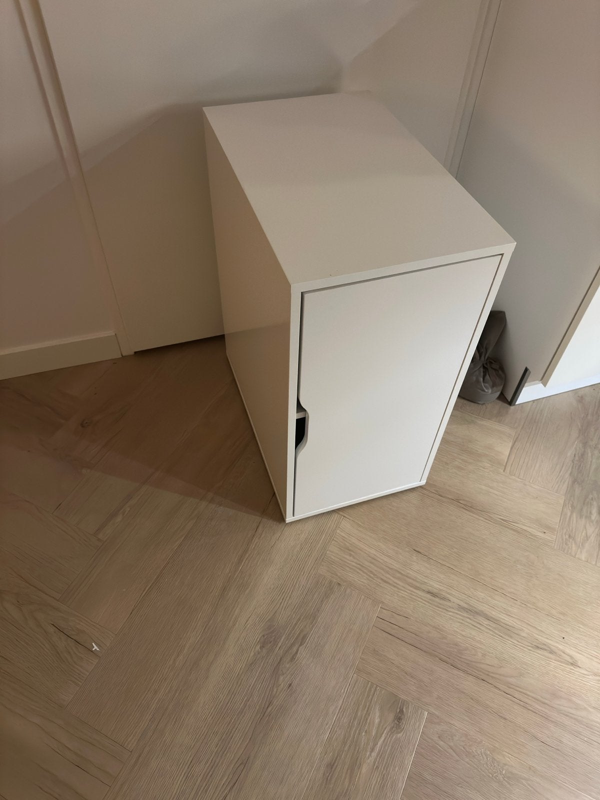 Witte IKEA BESTÅ kast met deur - 58x36x70 cm, Ophalen, Zo goed als nieuw