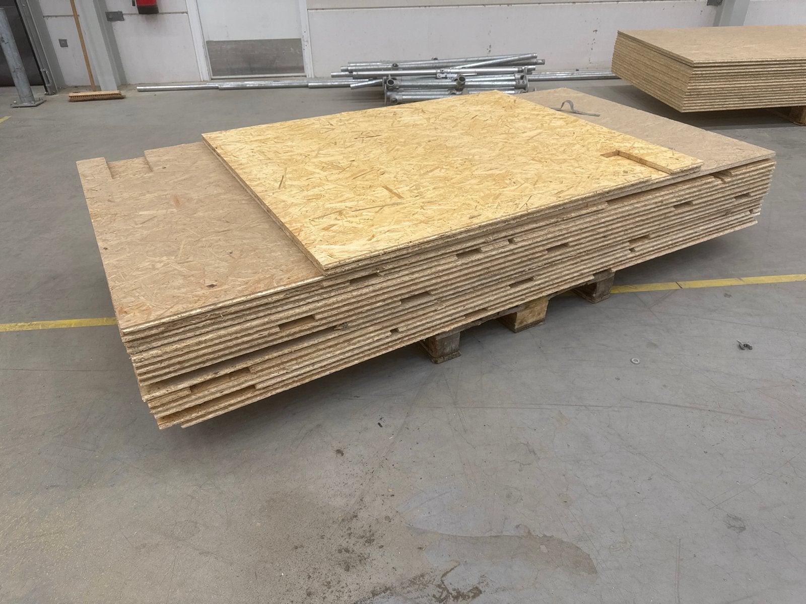 18 OSB platen 244x100 cm - Bruikbaar voor diverse projecten, Doe-het-zelf en Verbouw, Gebruikt, Minder dan 25 mm, Overige typen