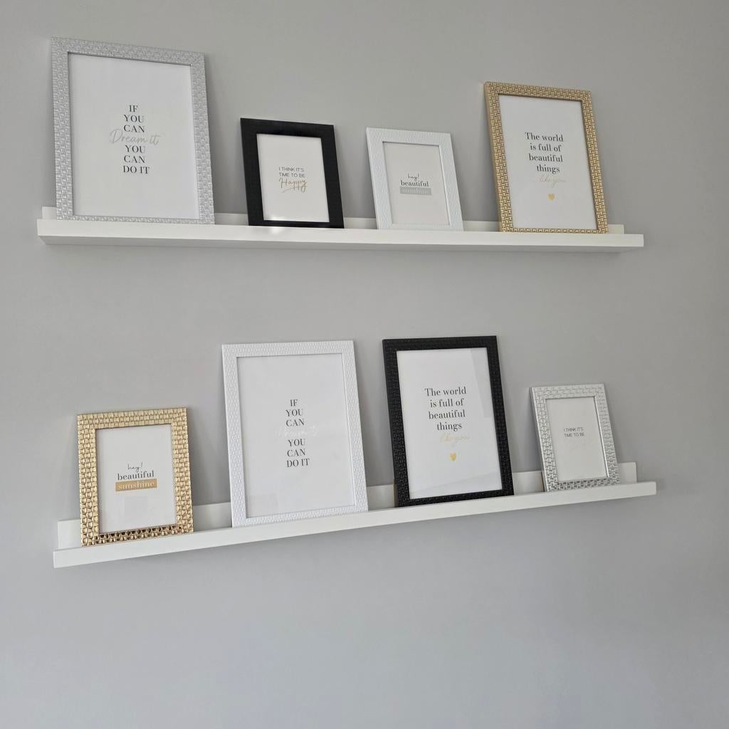 Twee witte fotoplanken incl fotolijsten, Ophalen, Overige materialen, Zo goed als nieuw, 100 tot 125 cm