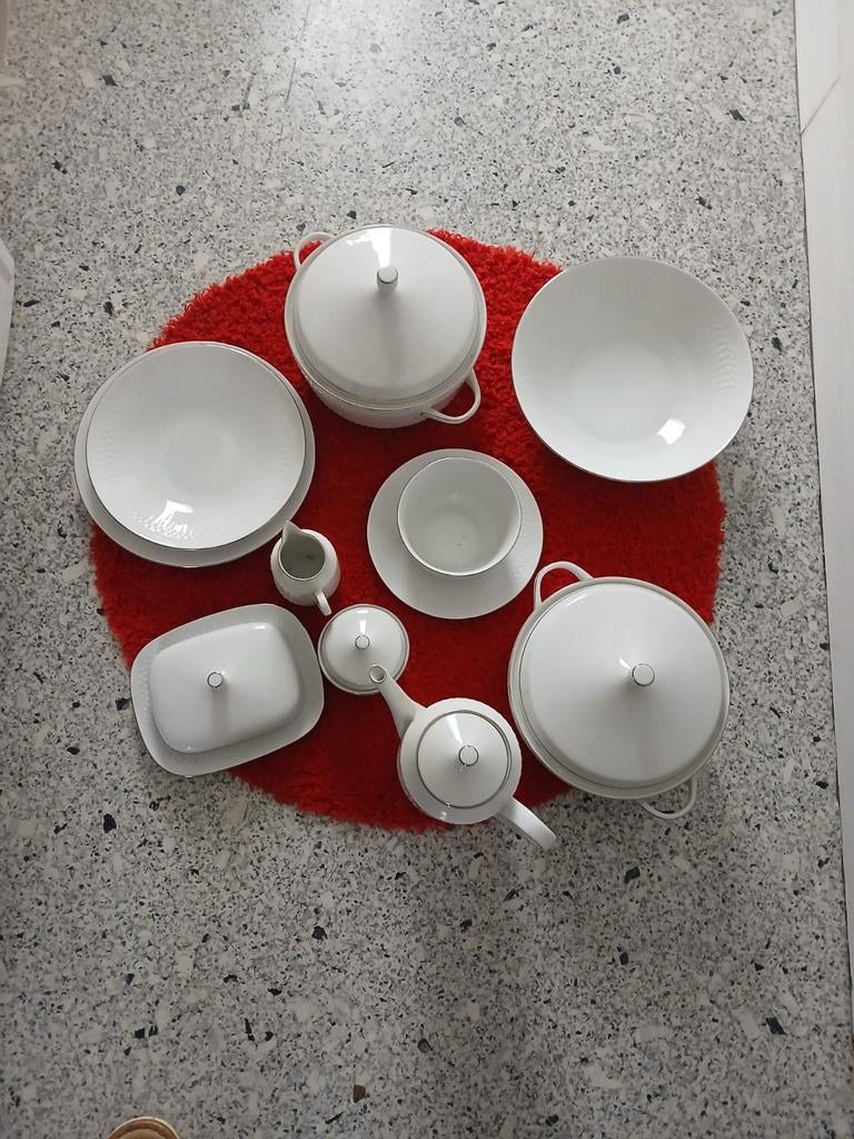 Compleet Servies Set - Luxor Porselein, Huis en Inrichting, Keuken | Servies, Ophalen of Verzenden