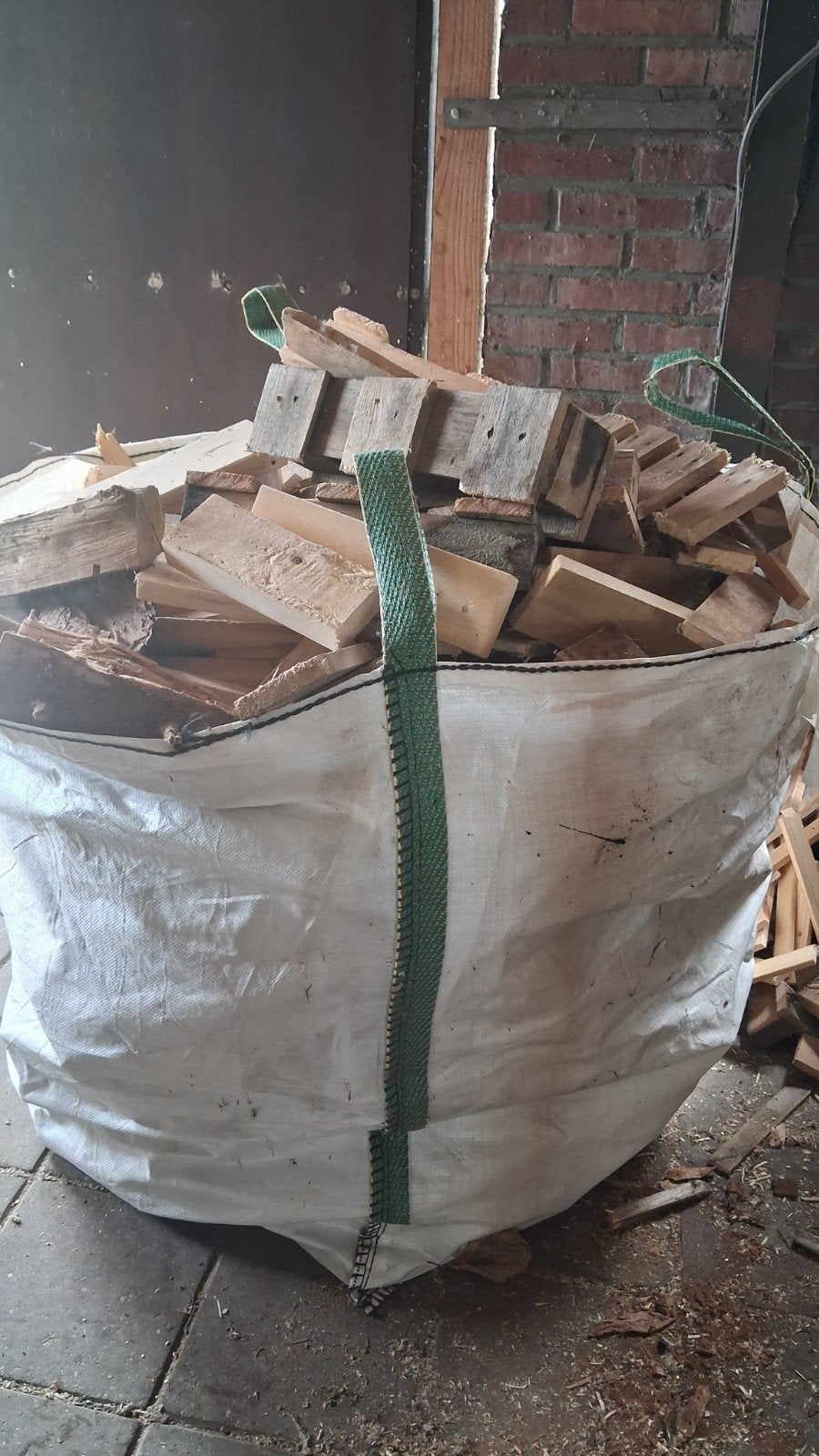 Bic bag pallethout, Minder dan 3 m³, Ophalen