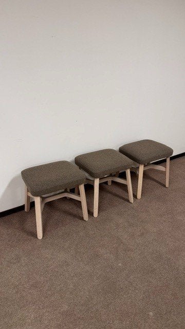3 tal stoffen krukjes evt met stoel, Ophalen, Gebruikt, Hout