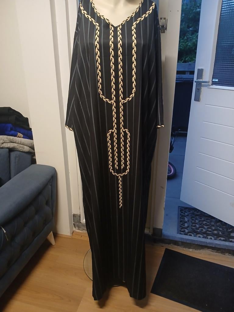 Elegante Zwarte Kandora met Gouden Details, Verzenden, Zwart, Maat 42/44 (L), Onder de knie