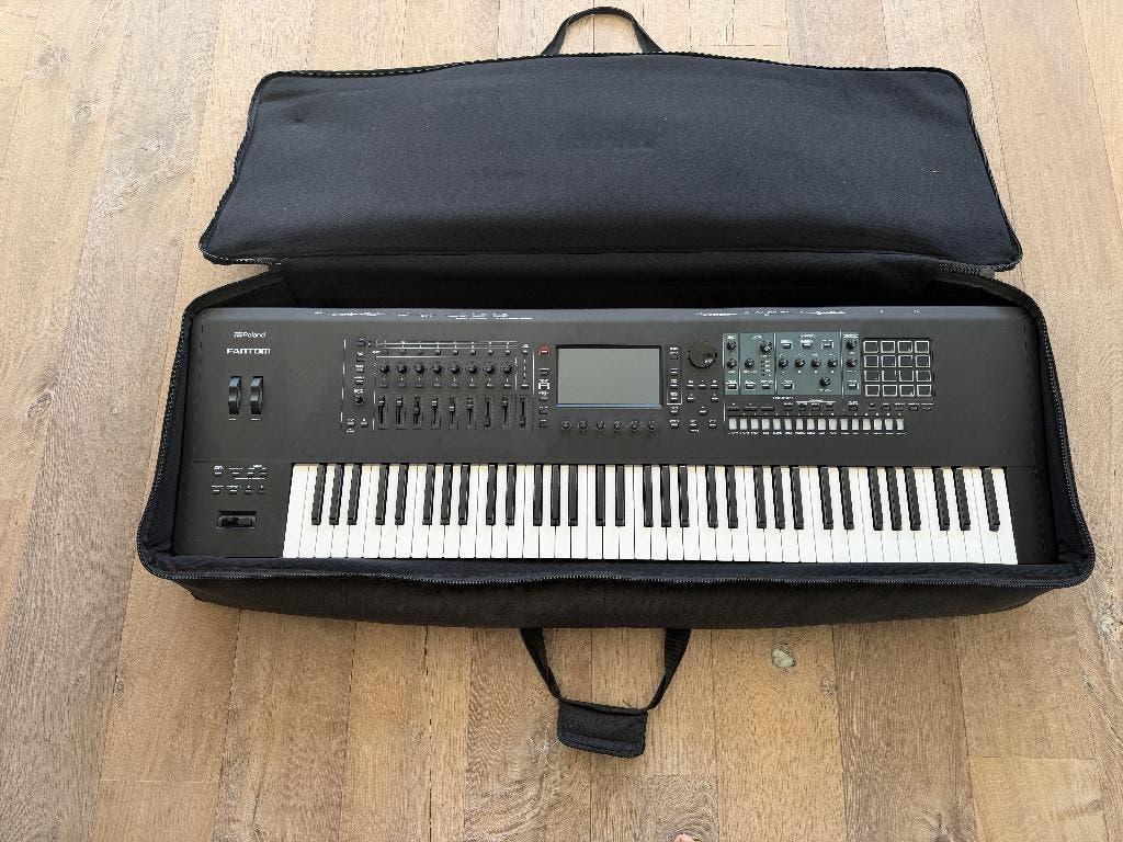 Roland Fantom 7, Ophalen, Met midi-aansluiting, Roland, Zo goed als nieuw