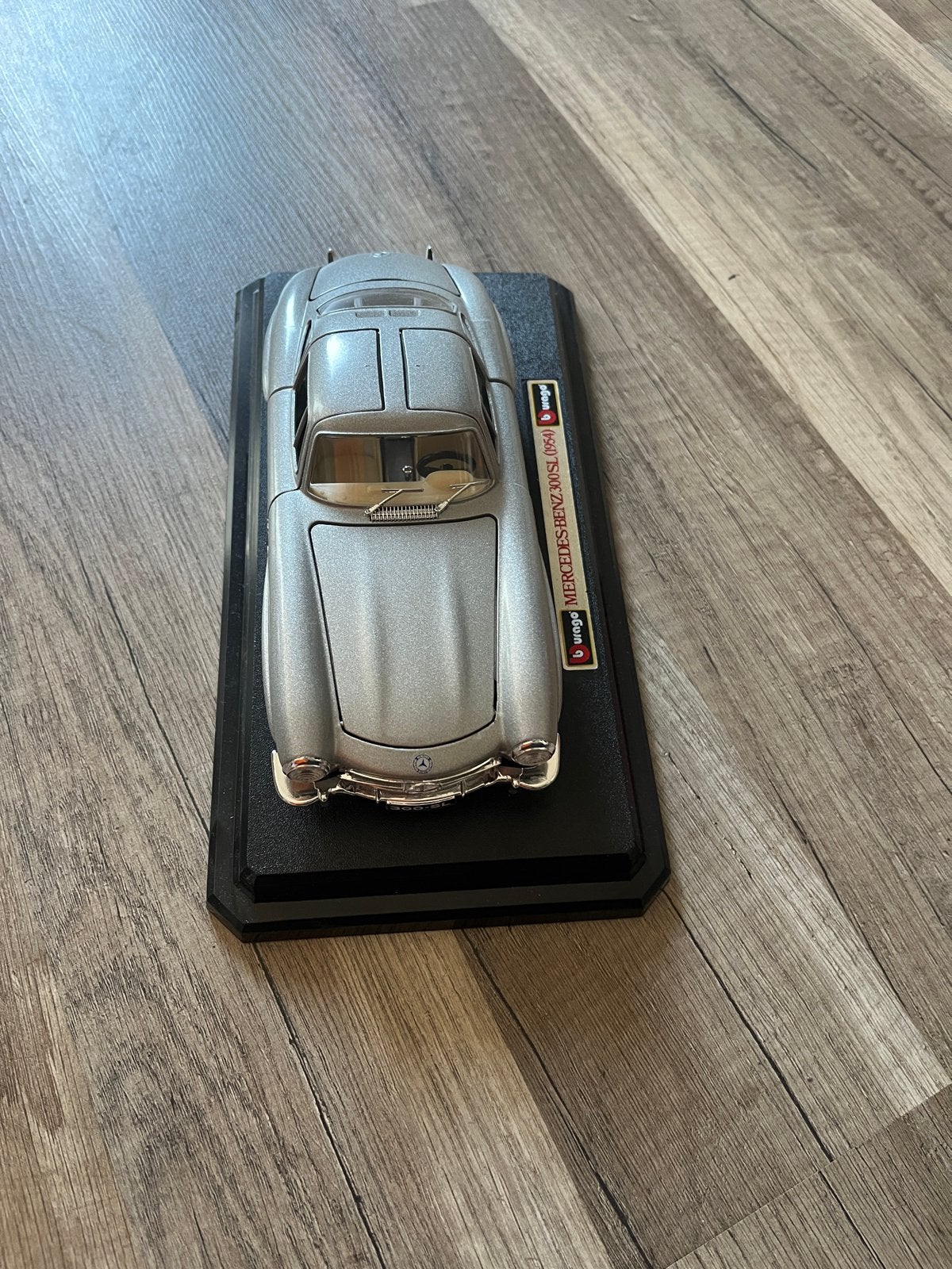 Burago Mercedes-Benz 300 SL (1954) schaalmodel, Hobby en Vrije tijd, Modelauto's | 1:24, Ophalen of Verzenden, Zo goed als nieuw