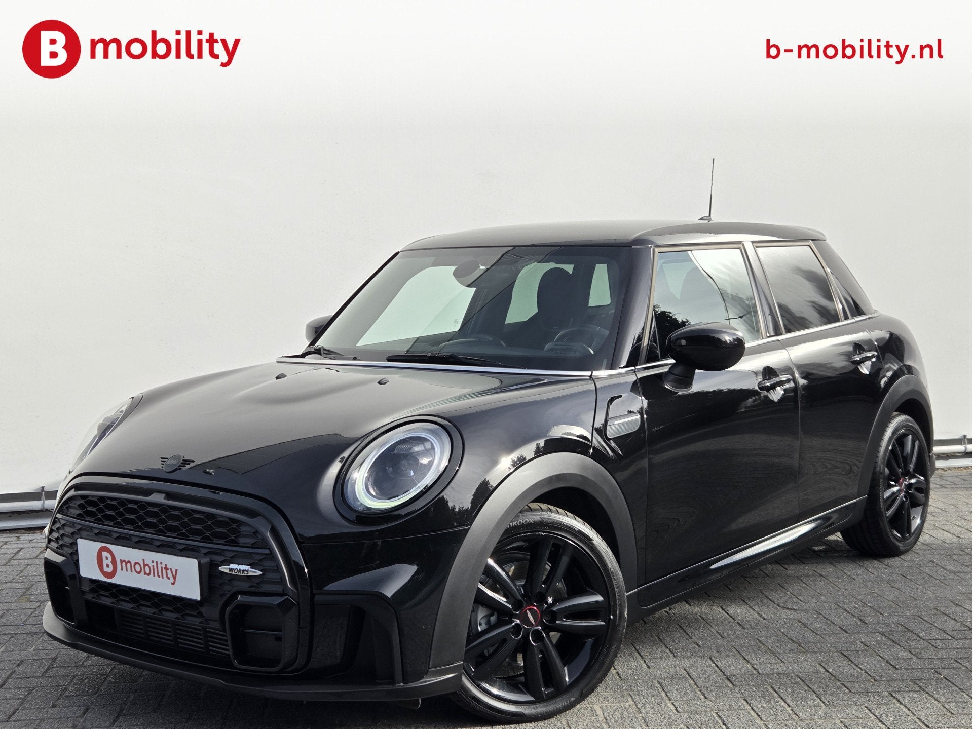 MINI Cooper 1.5 John Cooper Works 5-Drs. JCW Sportstoelen BT, Voorwielaandrijving, 136 pk, Gebruikt, Alcantara
