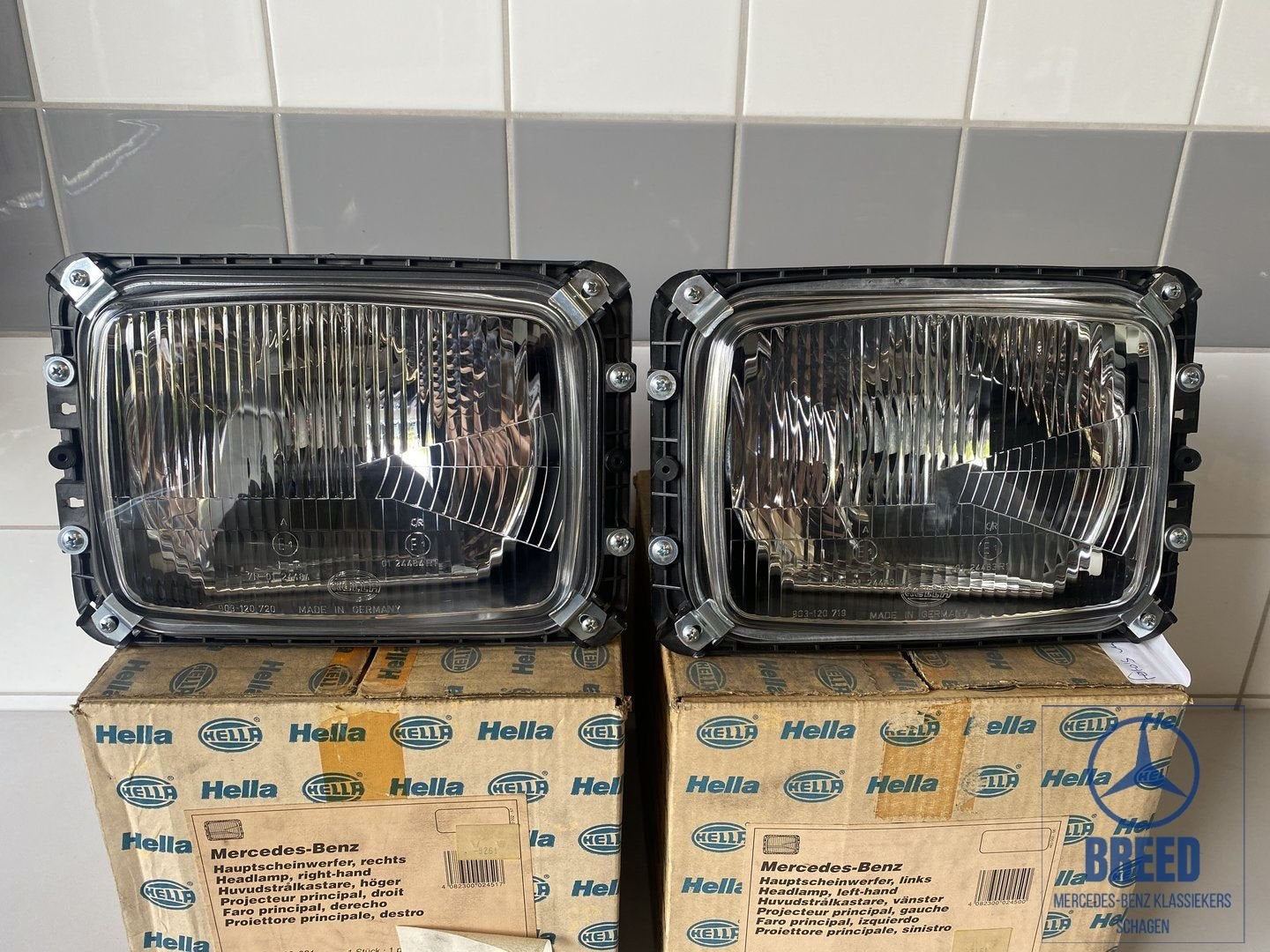 NOS koplamp L+R Hella Mercedes-Benz W601 W602 W611 T1 TN, -, Nieuw, Ophalen of Verzenden, -
