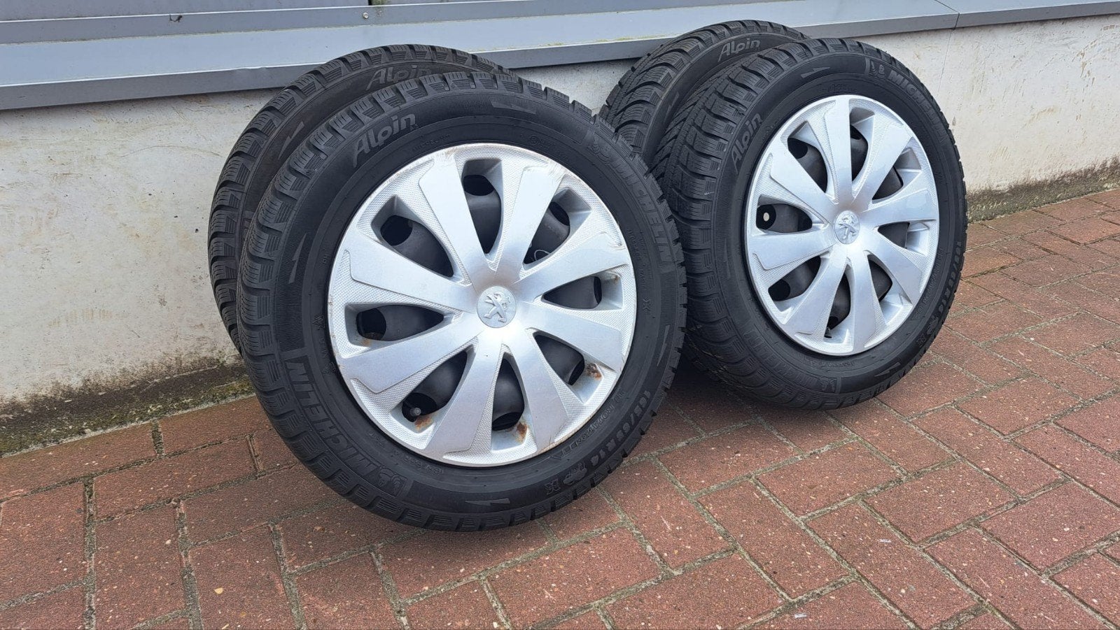 Banden Citroen C1 Peugeot 108 Aygo 165/65/14 als nieuw!, Auto-onderdelen, Banden en Velgen, 14 inch, Gebruikt, Banden en Velgen