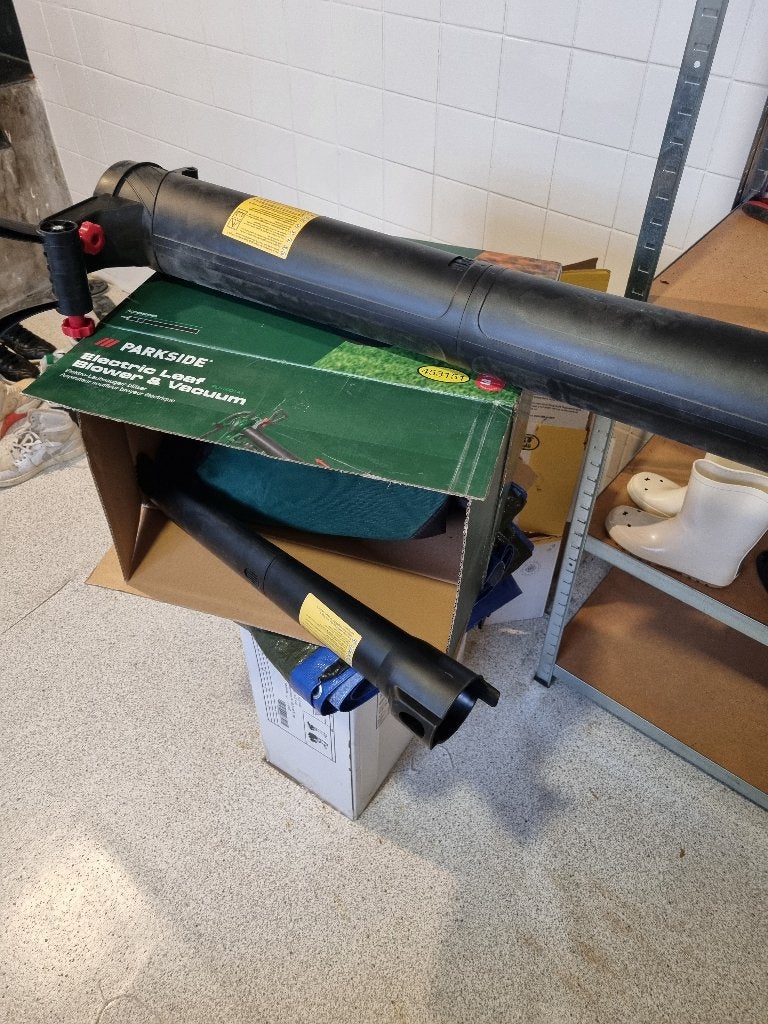 Electrische bladblazer en zuiger, Ophalen, Gebruikt, Met opvangzak, Handgedragen