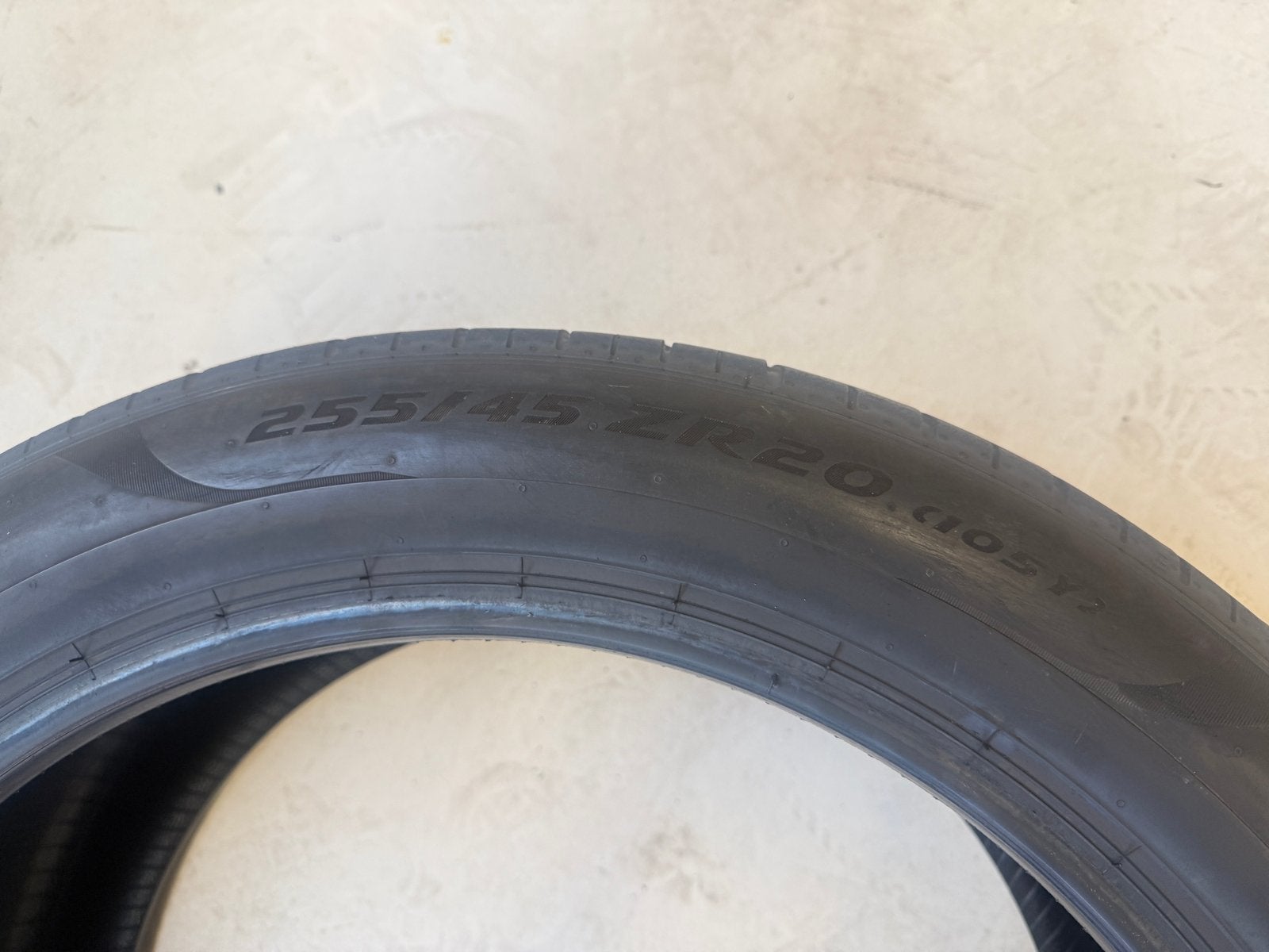 Pirelli P Zero 255/45/20 105Y zomerbanden, Auto-onderdelen, Banden en Velgen, Ophalen, Gebruikt, 255 mm, Band(en)