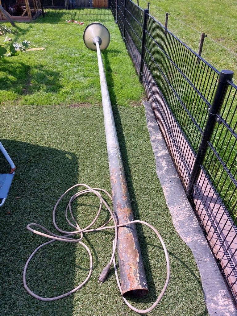 Lantaarnpaal met gaatje in de kap, Tuin en Terras, Ophalen, Gebruikt
