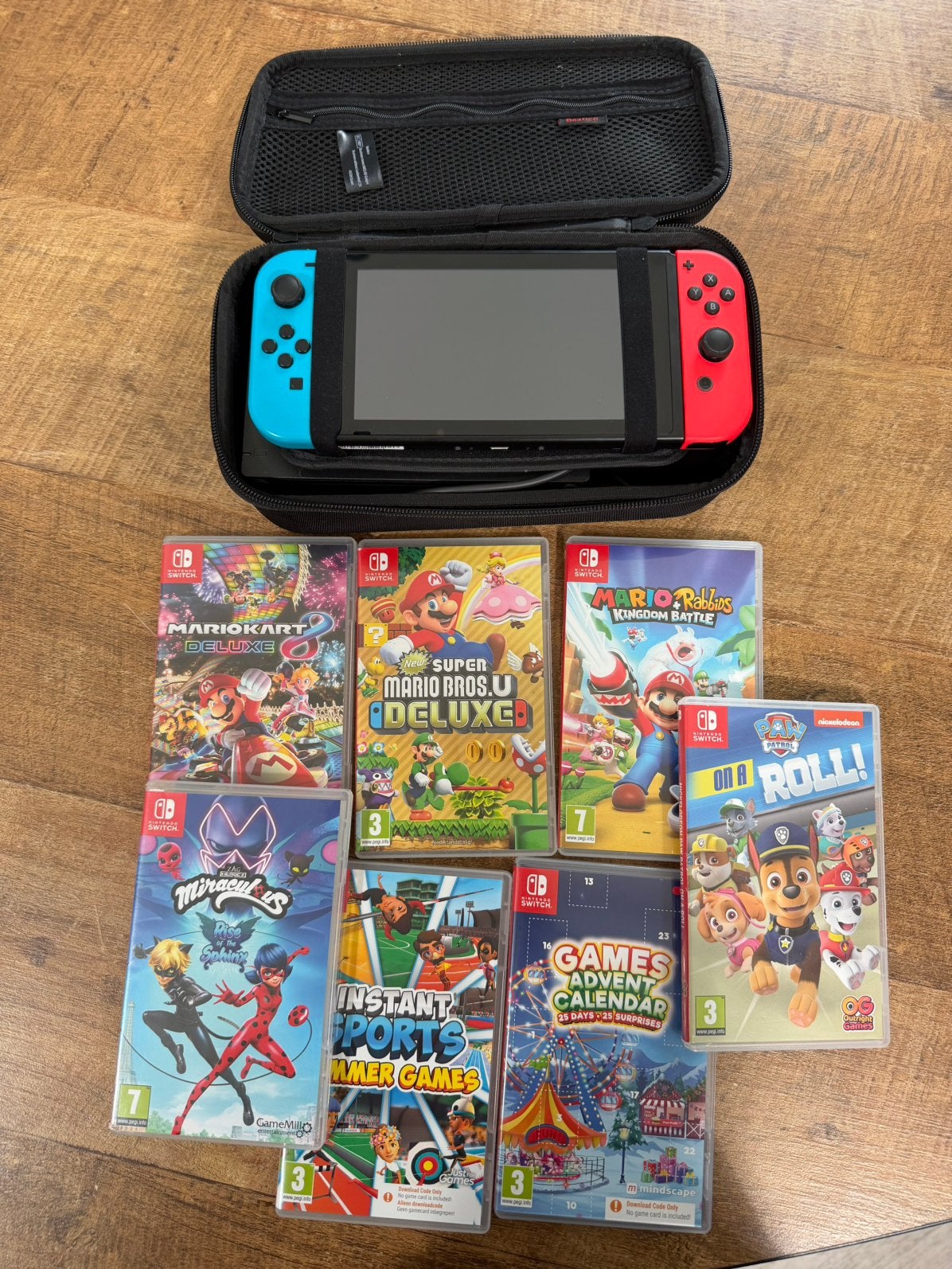 Nintendo Switch V2, inclusief games., Switch 2019 Upgrade, Met 2 controllers, Ophalen of Verzenden, Gebruikt