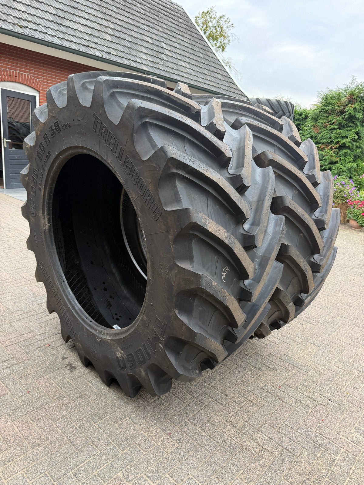 Trelleborg TM1060 VF650/60R38 nieuw, Zakelijke goederen, Ophalen