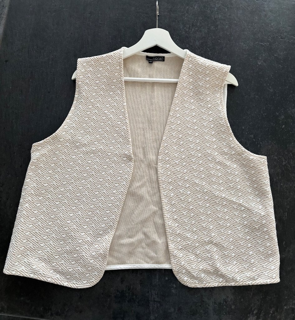 Norah gilet / vestje off white/lurex goud maat 42, Verzenden, Wit, Maat 42/44 (L), Zo goed als nieuw