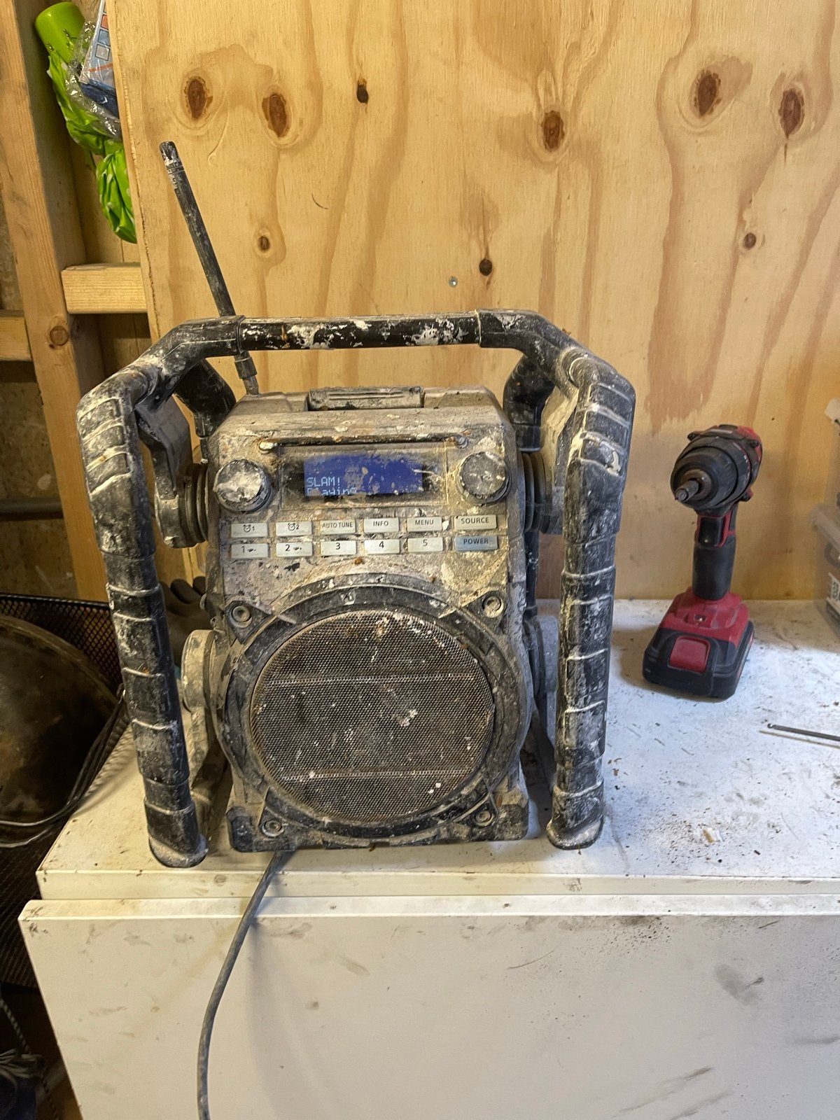 Bouwradio met DAB+, Bluetooth, AUX en USB, Ophalen of Verzenden, Gebruikt, Bouwradio