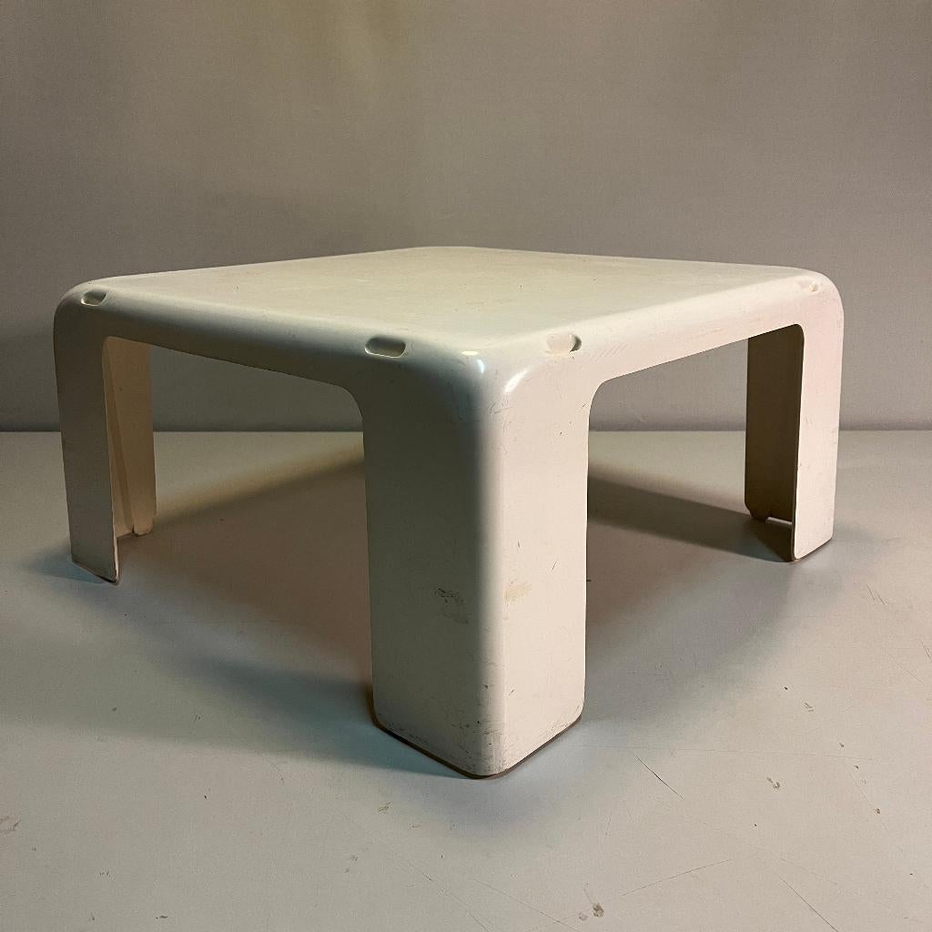 C&B Italia B&B Italia Mario Bellini Mod 4 Gatti no. 3, Minder dan 45 cm, Gebruikt, Vierkant, Postmodern